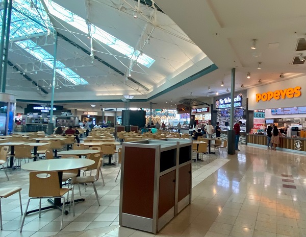 foodcourt woodlandsmommy